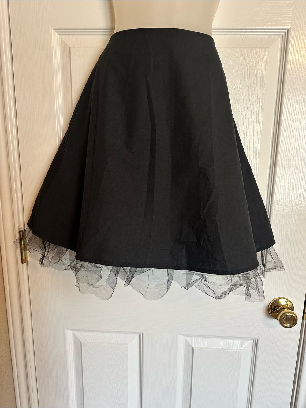 Vintage Luna Chix Y2K Black Circle Skirt with Tulle Hem